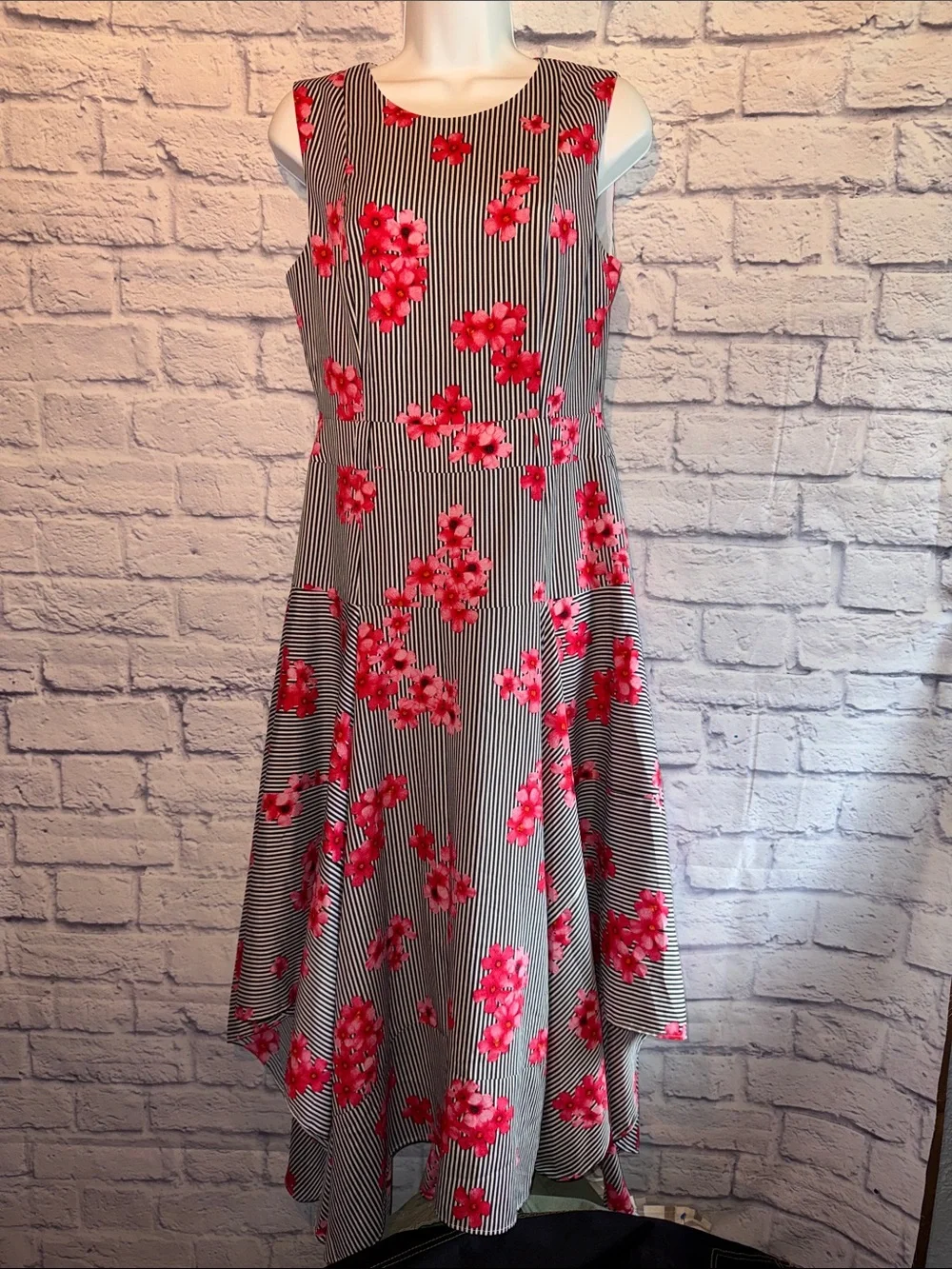 Calvin Klein Cherry Blossom Dress Size 6